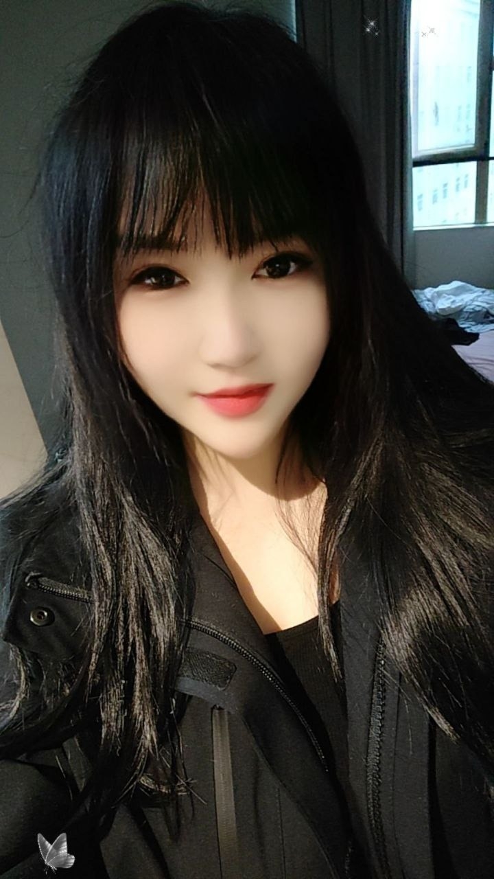 大胸芳芳