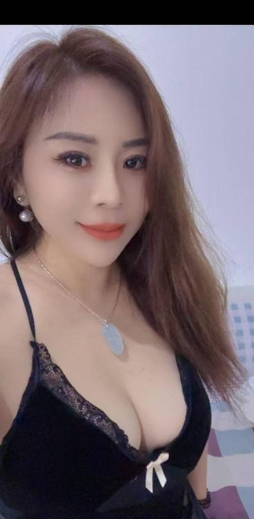 风骚性感大胸姐姐