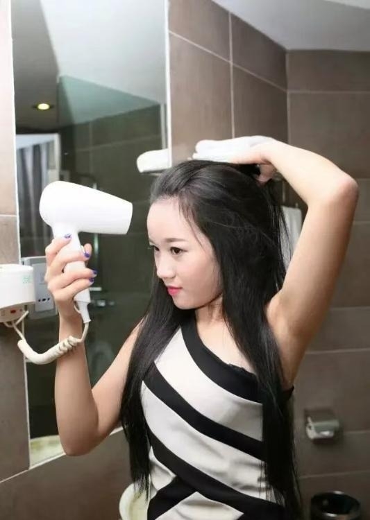 宝安中心平面模特娜美
