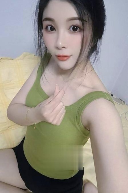 滨江狂野妹子