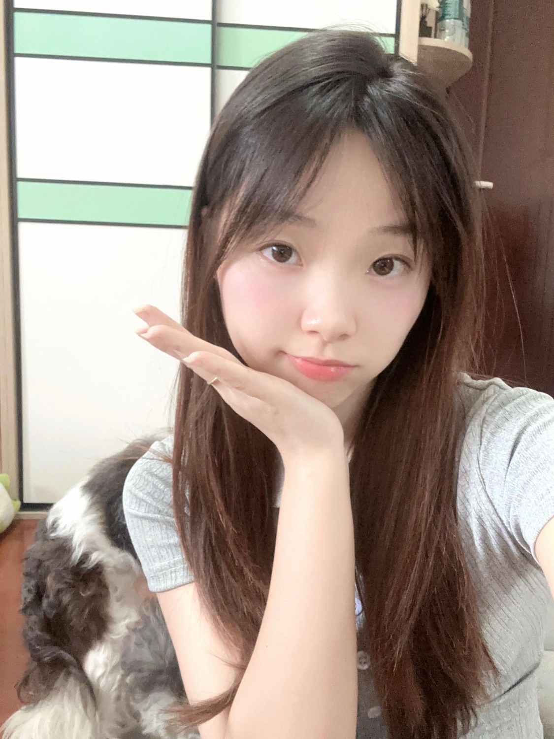 00后美女自做(热)