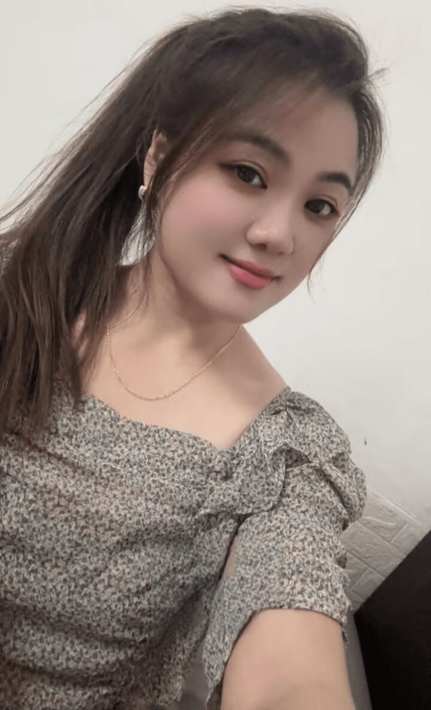 天心胸大西贝小姐姐