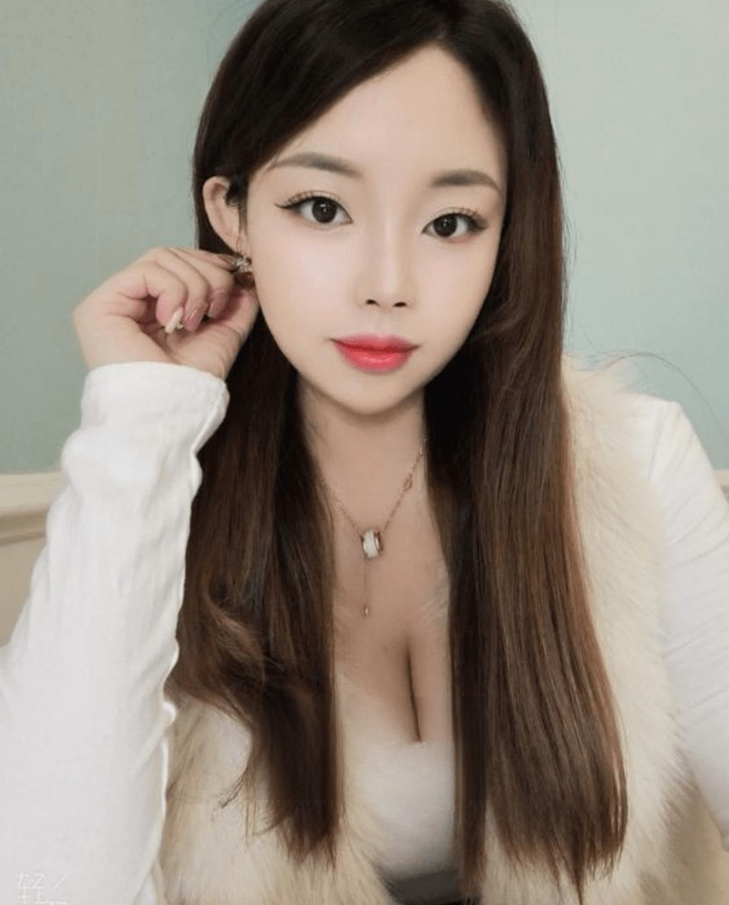 很会的妹纸